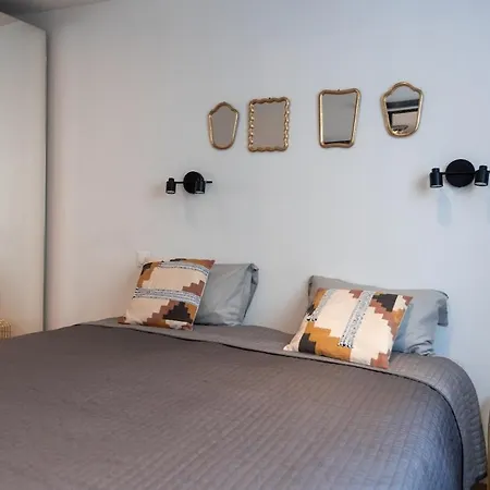 Rez De Chausse Dans Rue Pavee 4 Pers Nation Apartment *